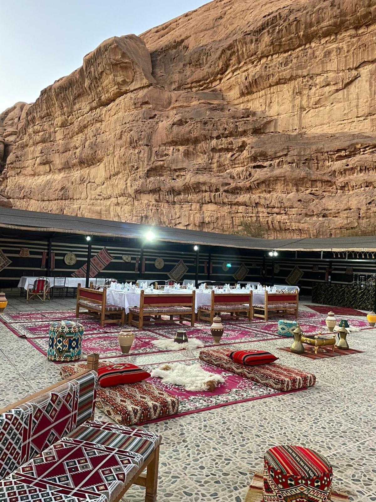 Rum Oasis Luxury Camp Wadi Rum Ngoại thất bức ảnh