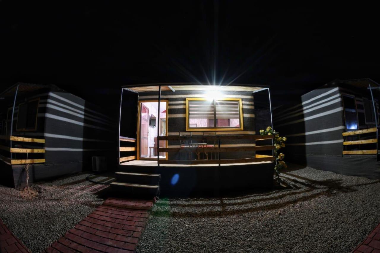 Rum Oasis Luxury Camp Wadi Rum Ngoại thất bức ảnh