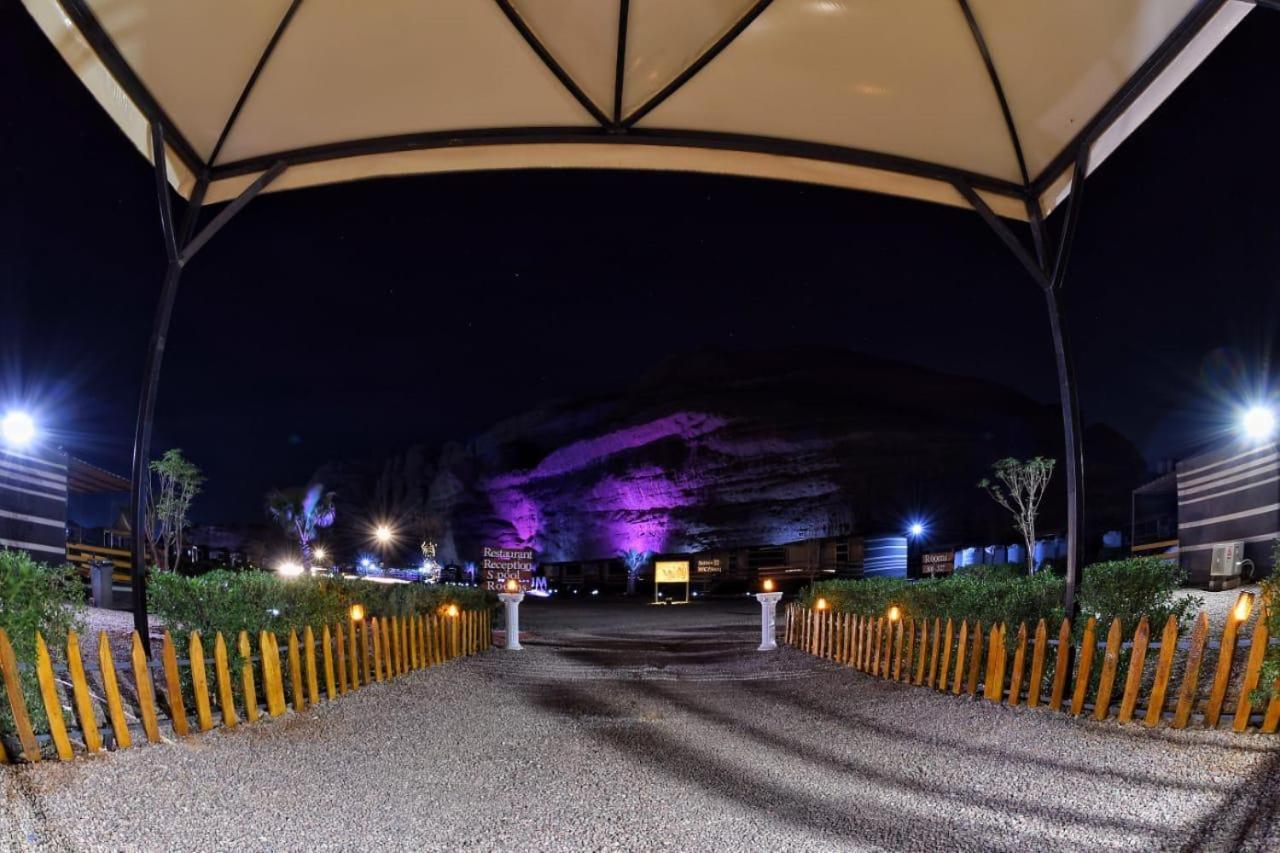 Rum Oasis Luxury Camp Wadi Rum Ngoại thất bức ảnh