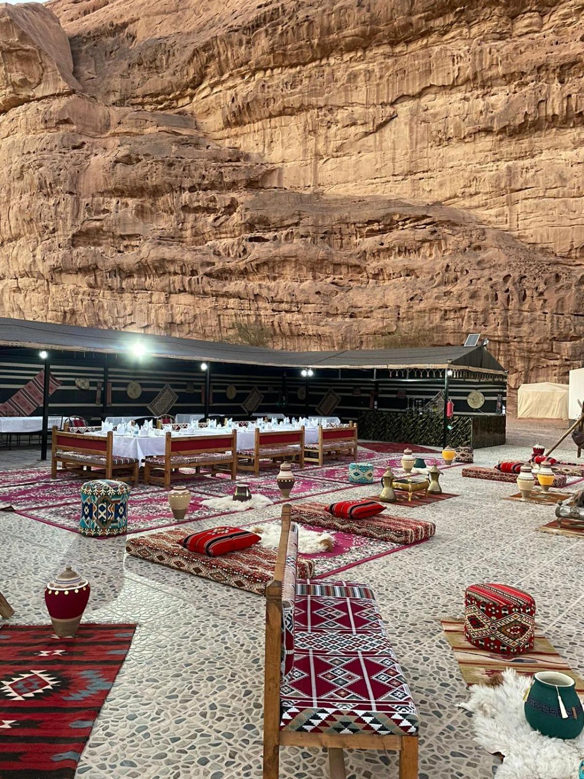 Rum Oasis Luxury Camp Wadi Rum Ngoại thất bức ảnh